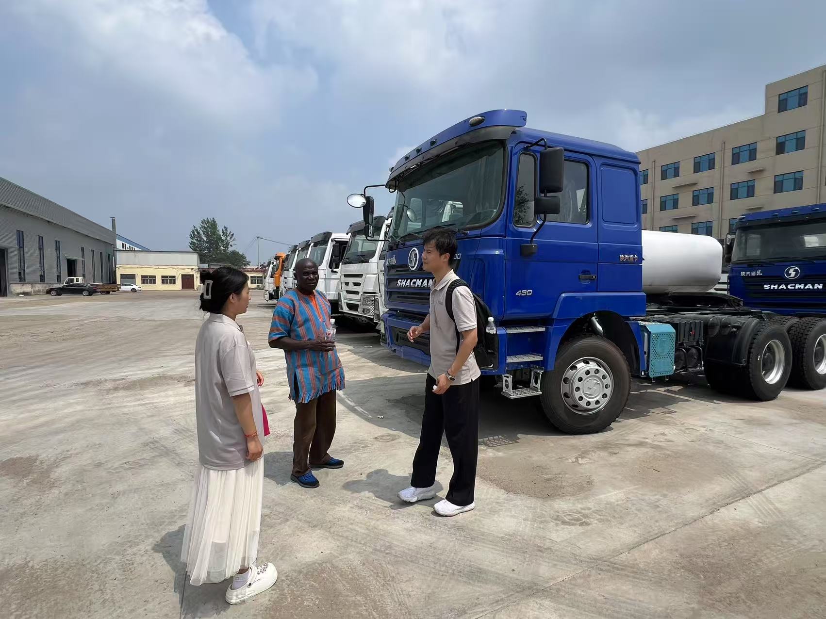 Přeshraniční spolupráce: Súdánští klienti navštěvují továrnu Luyi a úspěšně podepisují smlouvy