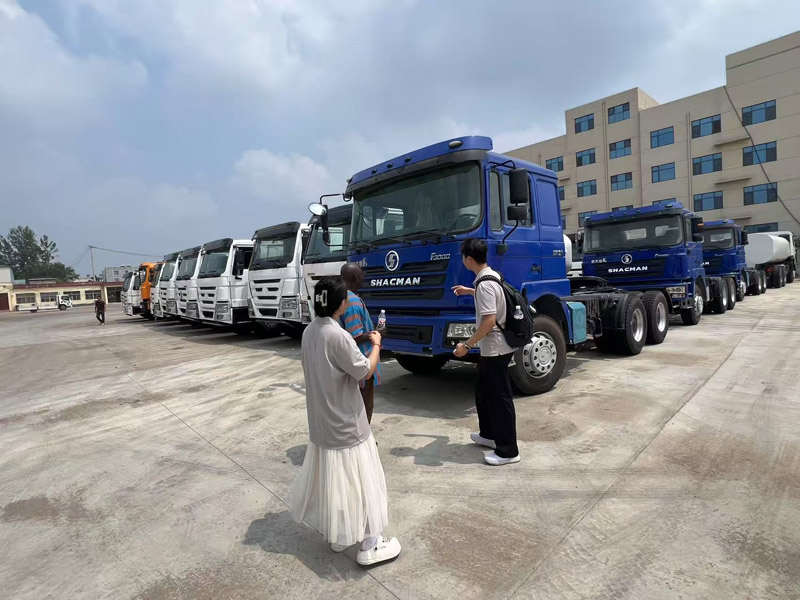 Luyi Factory vítá zákazníky Uzbekistánu a otevírá novou kapitolu mezinárodních burz