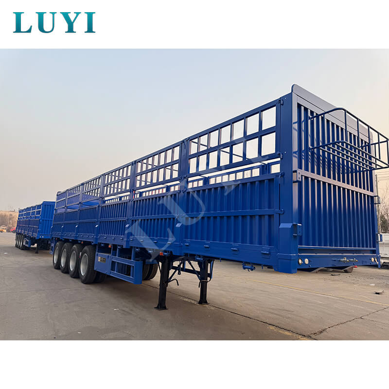 Posílení africké infrastruktury! 4nápravové návěsy s boční stěnou zasílané do Senegalu v dávkách