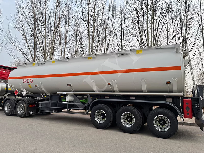 3 francouzský tanker 3 nápravy
