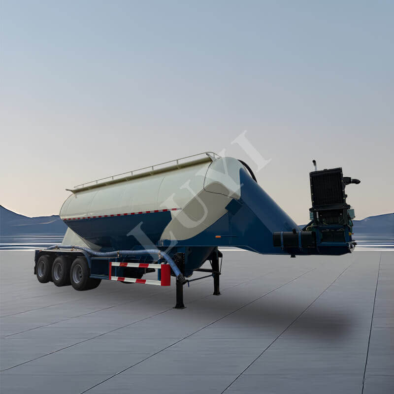 Návěs na přepravu velkoobjemového cementu typu V o objemu 48 kubických metrů