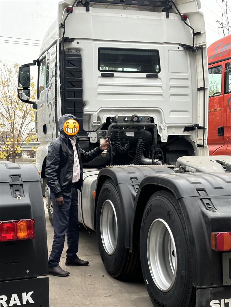 Jak LUYI pomohla malawské logistické společnosti vylepšit efektivitu vozového parku pomocí 3 nákladních vozů HOWO Jak LUYI pomohla malawské logistické společnosti vylepšit efektivitu vozového parku pomocí 3 nákladních vozů HOWO
