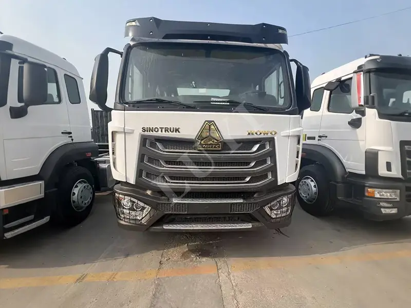 Traktor 6x4 Howo 371